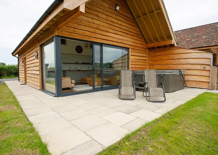 Starling Lodge